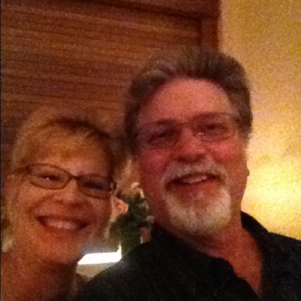 Meet your Posher, Caye